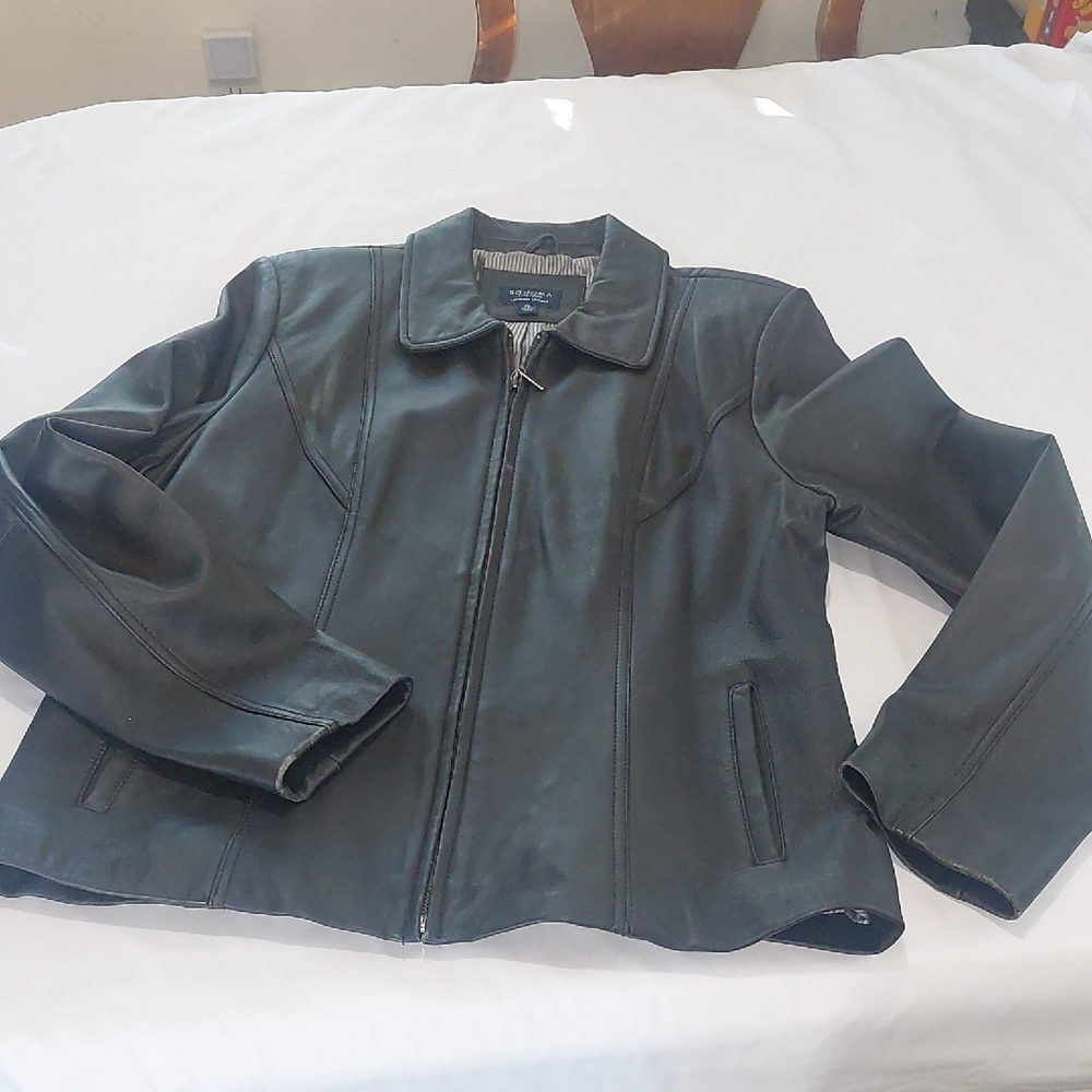 Sonoma Lamb Skin Leather Jacket .Size XL Wearing On The Arm Sleeves Pictured .
